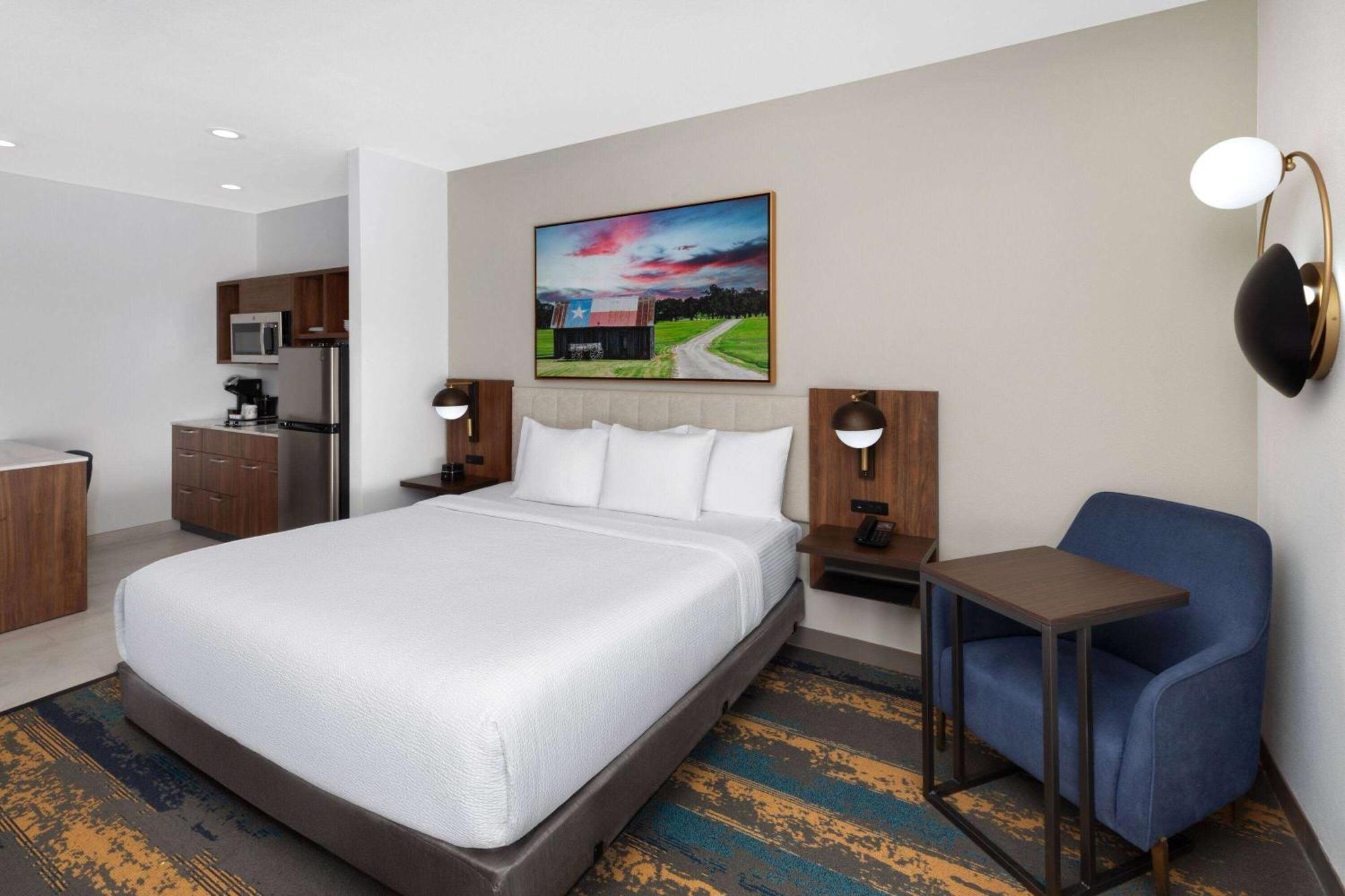 La Quinta Inn & Suites By Wyndham San Antonio At The Rim Εξωτερικό φωτογραφία