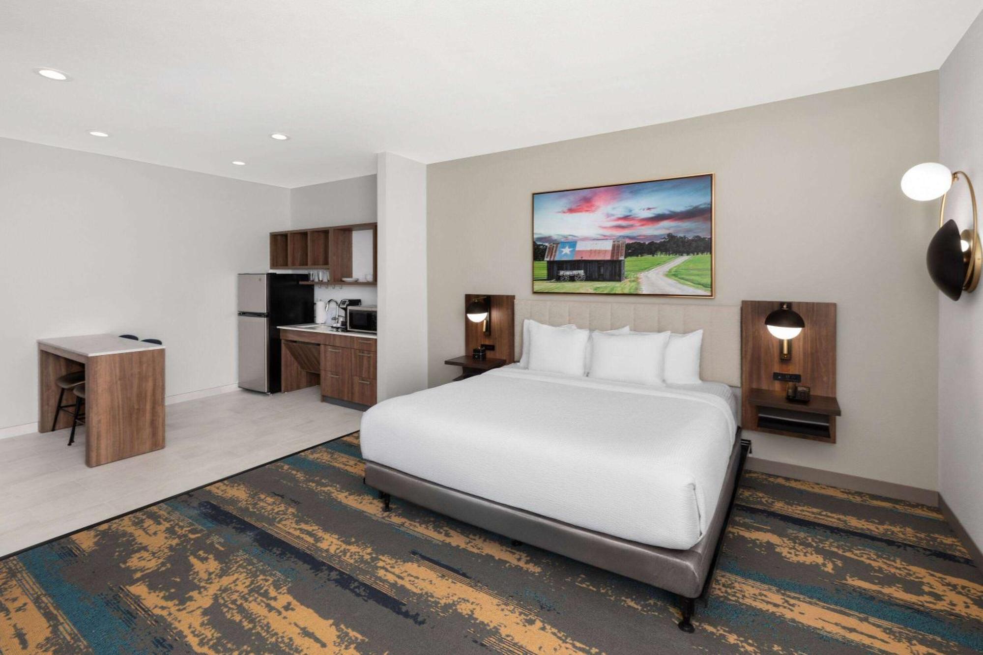La Quinta Inn & Suites By Wyndham San Antonio At The Rim Εξωτερικό φωτογραφία